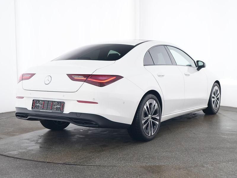 Gebraucht Mercedes CLA180 Progressive 136 PS (100 kW) 2025 Weiß Limousine