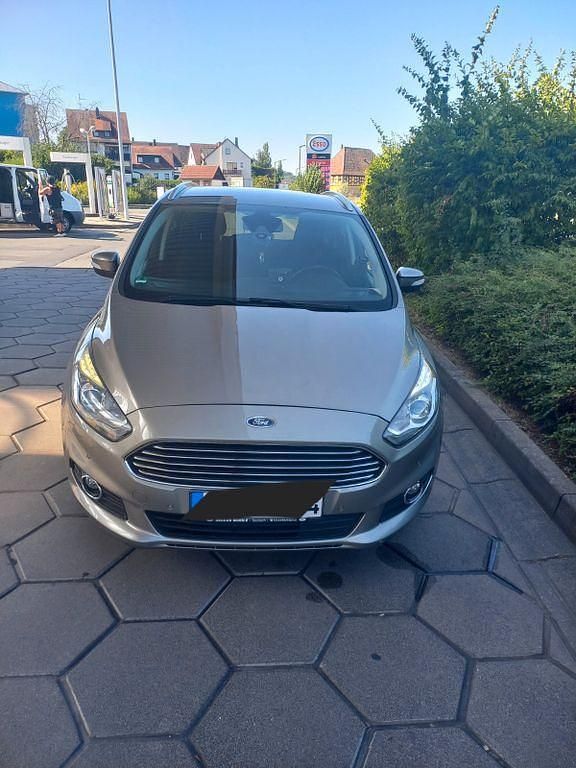 Gebraucht Ford S-MAX Business Edition 150 PS (110 kW) 2017 Beige Van / Kleinbus