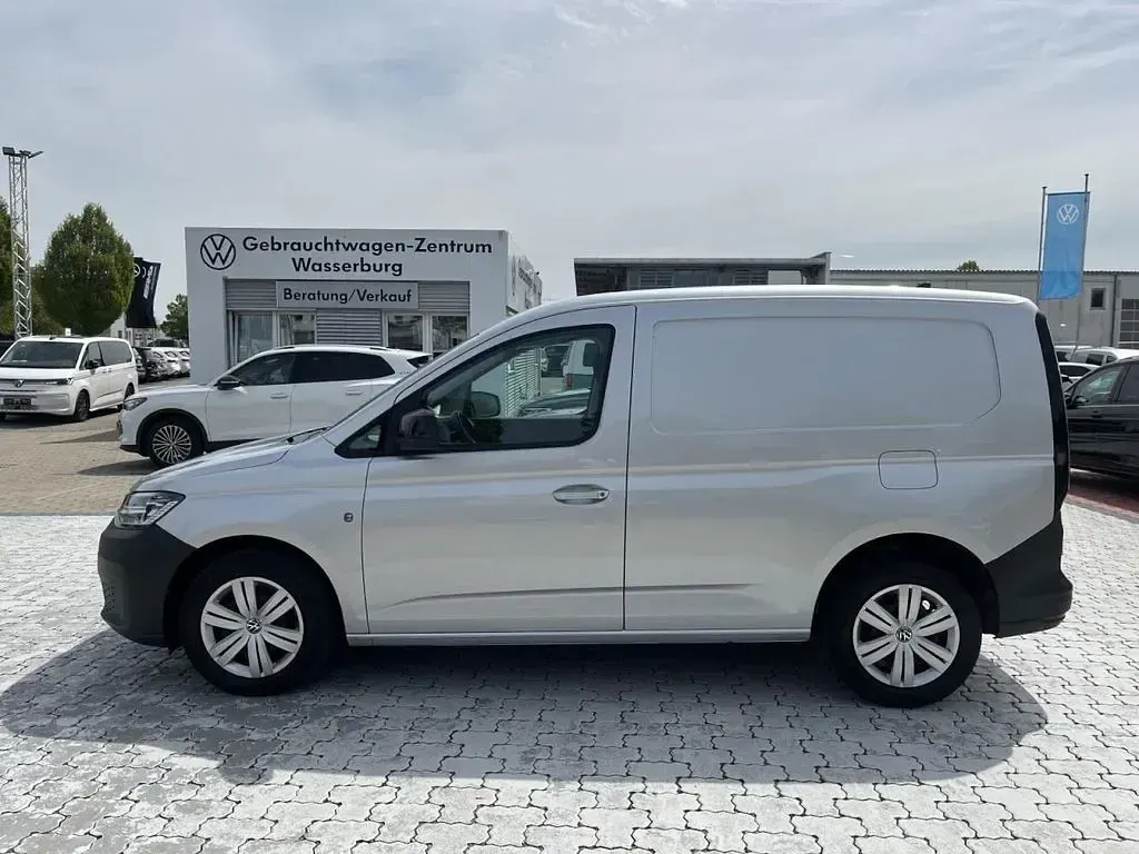 Usata VW Caddy 122 CV (89 kW) 2022 Argento Monovolume