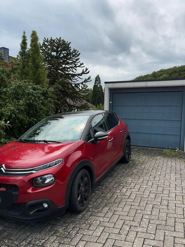 Rot Gebraucht 2017 Citroën C3 PureTech Kleinwagen | 6.850 € (Superpreis) - Bild 1/4