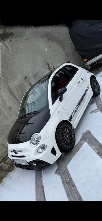 Gebraucht Abarth 595 145 PS (106 kW) 2019 Weiß Kleinwagen