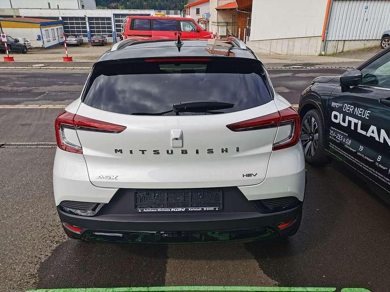 Neu Mitsubishi ASX Edition 143 PS (105 kW) 2025 Himalayaweiß/onyxschwarz SUV