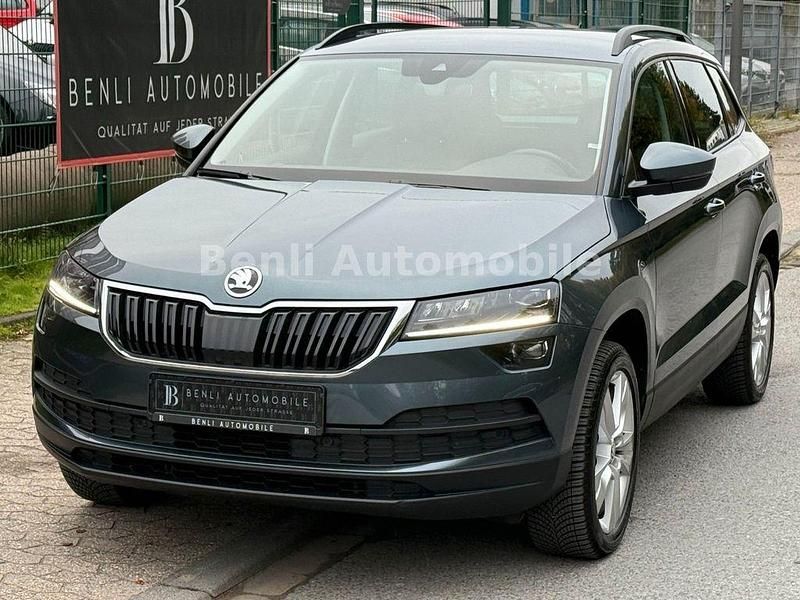 Grau Gebraucht 2018 Skoda Karoq Style SUV | 16.990 € (Fairer Preis) - Bild 1/4