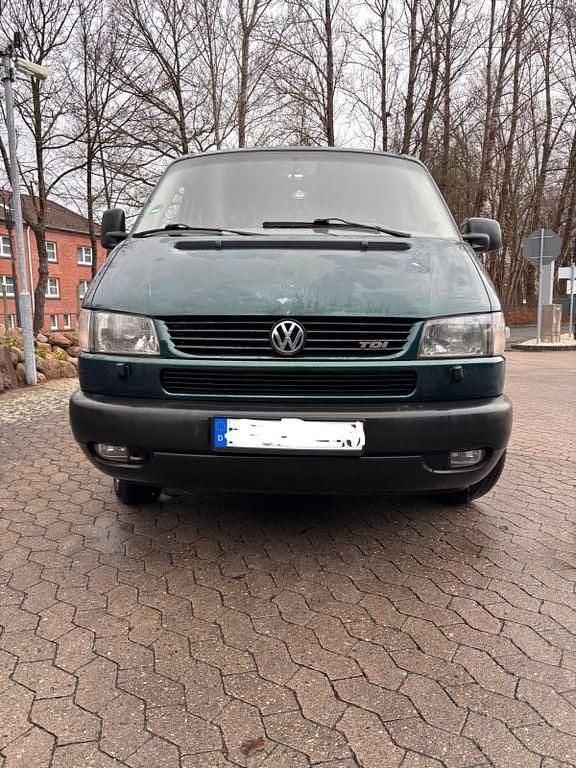 Grün Gebraucht 1998 VW Caravelle Van / Kleinbus | 5.199 € (Fairer Preis) - Bild 1/4