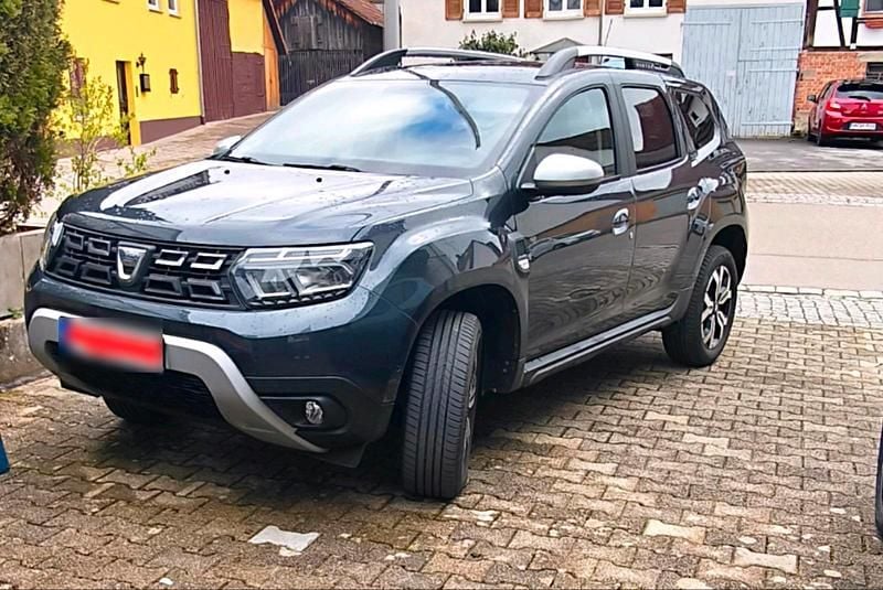 Gebraucht Dacia Duster Prestige 150 PS (110 kW) 2022 Grau SUV