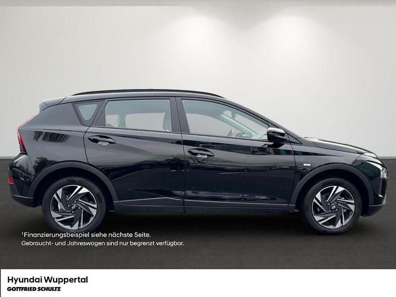 Gebraucht Hyundai Bayon Trend 101 PS (74 kW) 2024 Phantom black / met SUV