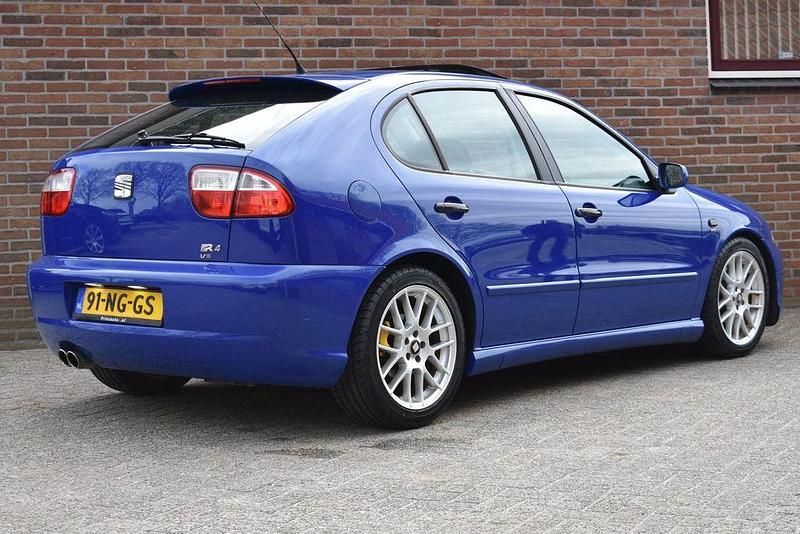 Usata Seat Leon 204 CV (150 kW) 2003 Blu Utilitaria