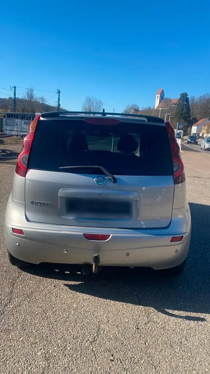 Gebraucht Nissan Note 110 PS (80 kW) 2013 Silber Kleinwagen