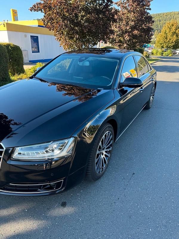 Second-hand Audi A8L 258 CP (189 kW) 2014 Negru Berlinǎ