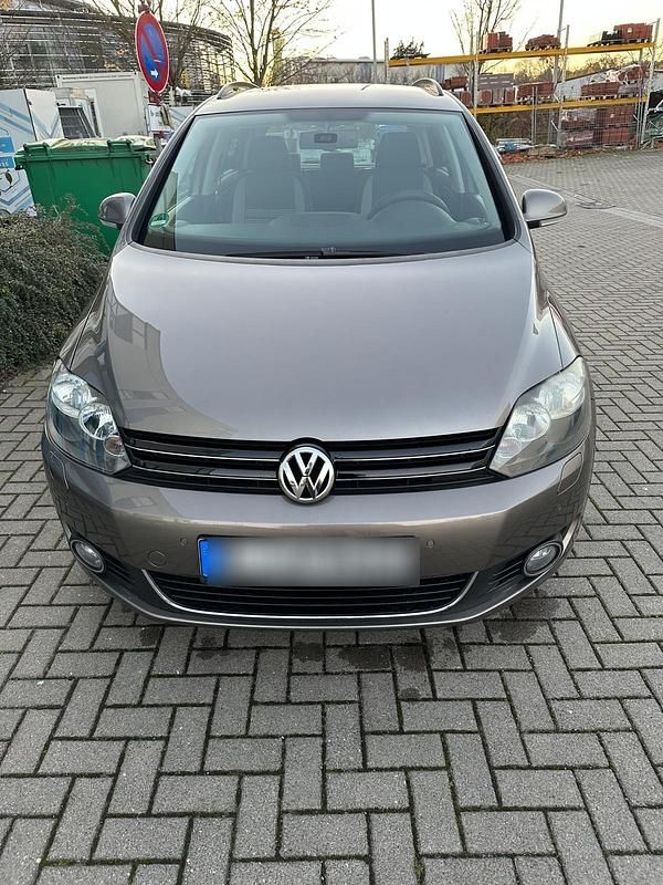 Braun Gebraucht 2013 VW Golf Plus Cross Style Van / Kleinbus | 8.250 € (Guter Preis) - Bild 1/4