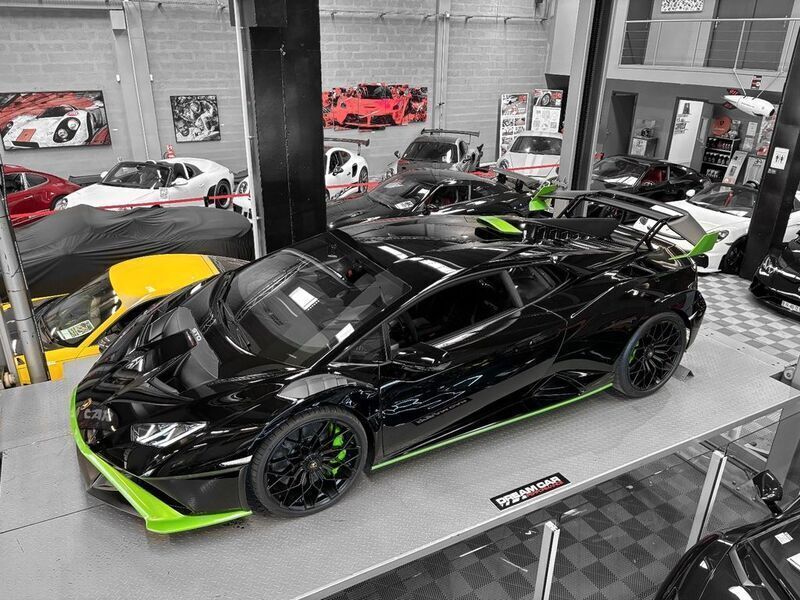 Gebraucht Lamborghini Huracán 640 PS (470 kW) 2021 Schwarz