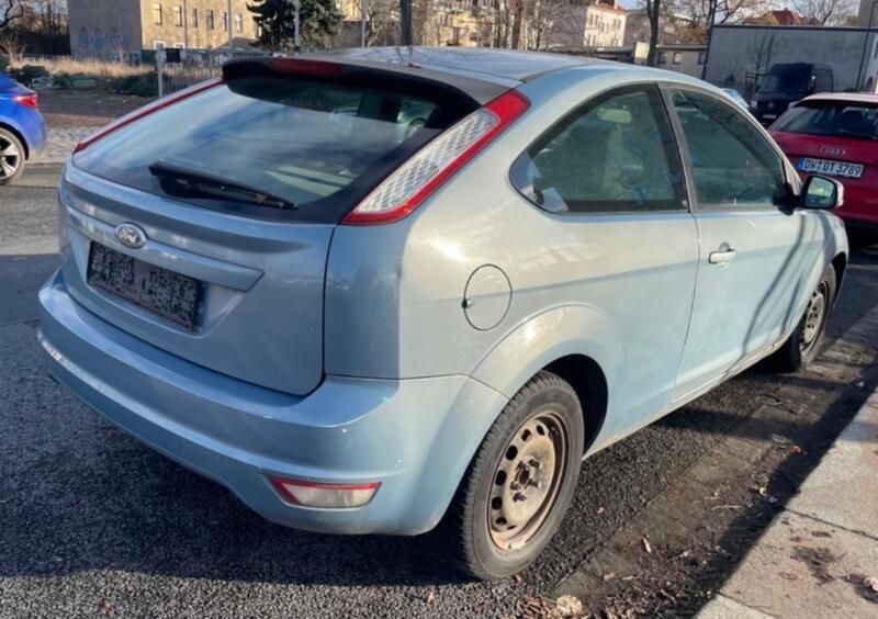 Gebraucht Ford Focus Style 80 PS (58 kW) 2008 Blau Kleinwagen