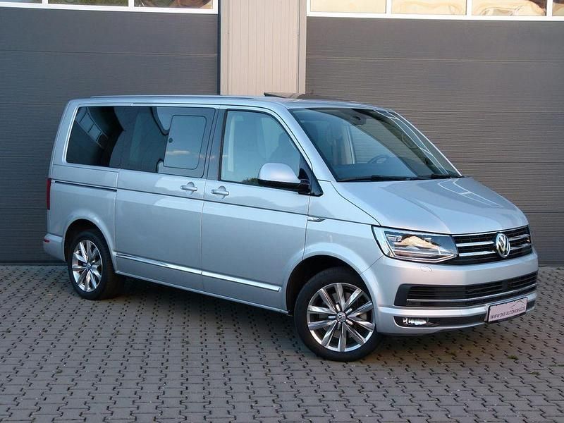 Second-hand VW Multivan Highline 199 CP (146 kW) 2019 Argintiu Monovolum