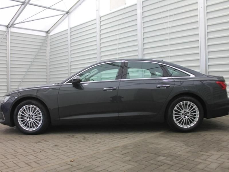 Gebraucht Audi A6 Design 299 PS (219 kW) 2022 Silber Limousine