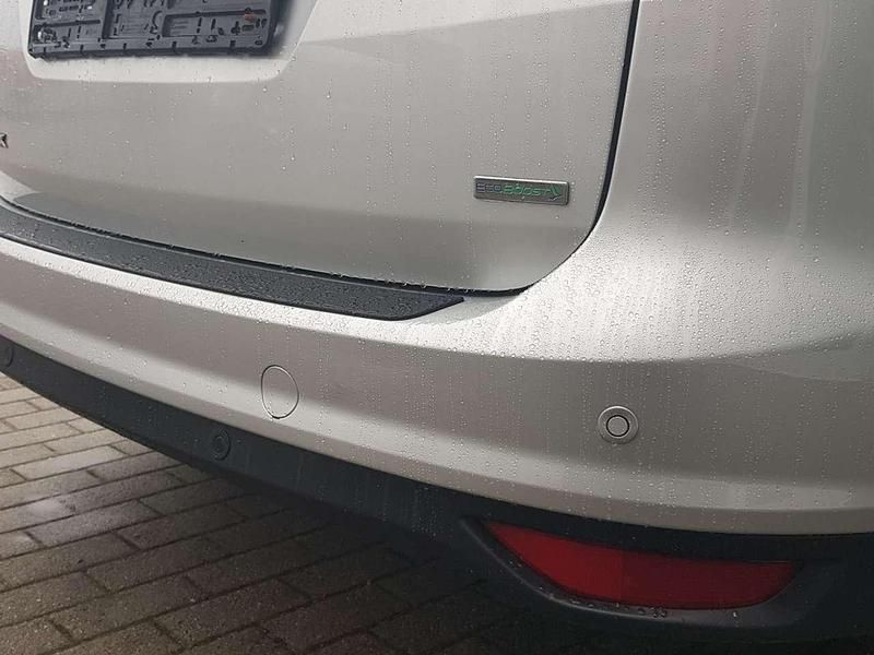 Gebraucht Ford C-MAX 125 PS (91 kW) 2014 Silber Van / Kleinbus