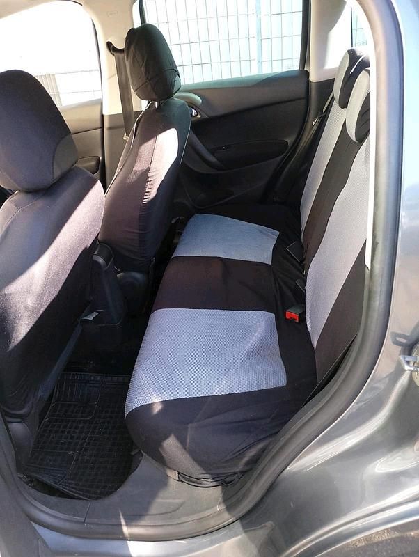 Gebraucht Citroën C3 74 PS (54 kW) 2011 Grau Limousine