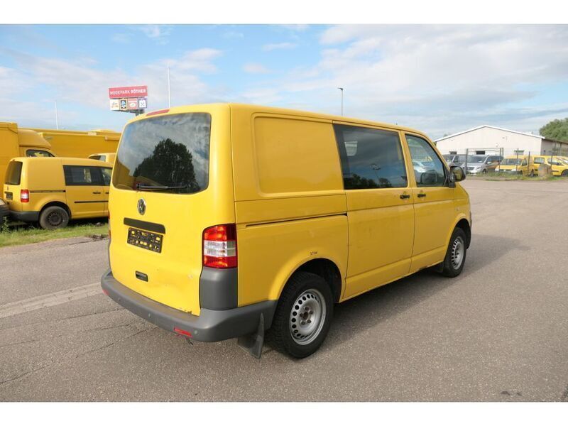 Gebraucht VW T5 84 PS (61 kW) 2012 Ginstergelb r1032 Van