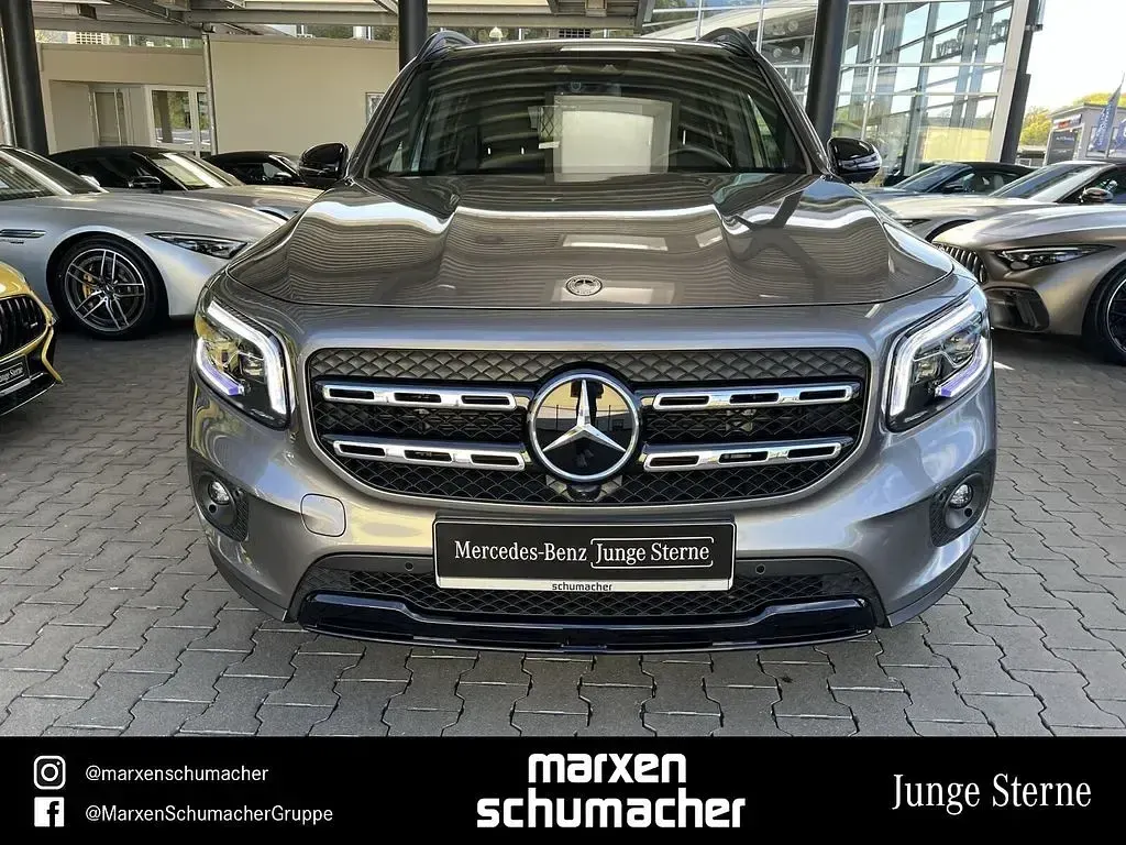 Gebraucht Mercedes GLB200 Progressive 163 PS (119 kW) 2022 Lack mountaingrau SUV