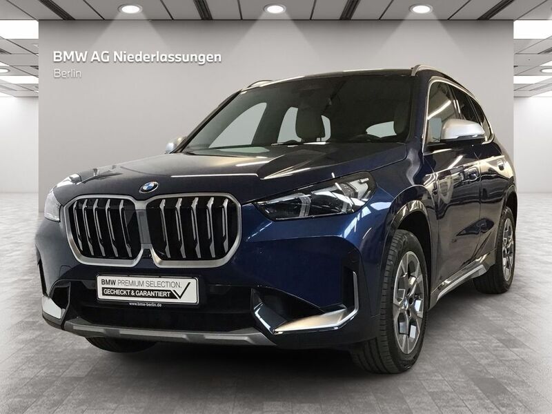 Blau Gebraucht 2023 BMW X1 Sport Line SUV | 41.400 € (Superpreis) - Bild 1/4