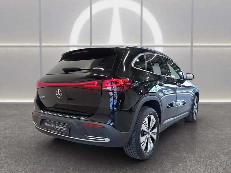 Gebraucht Mercedes EQA250 Progressive 139 kW (190 PS) 2023 Schwarz SUV