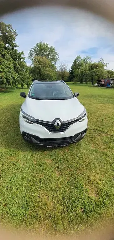 Gebraucht Renault Kadjar Bose Edition 131 PS (96 kW) 2016 Weiß SUV