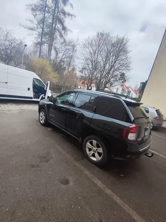Gebraucht Jeep Compass Limited 163 PS (119 kW) 2014 Schwarz SUV