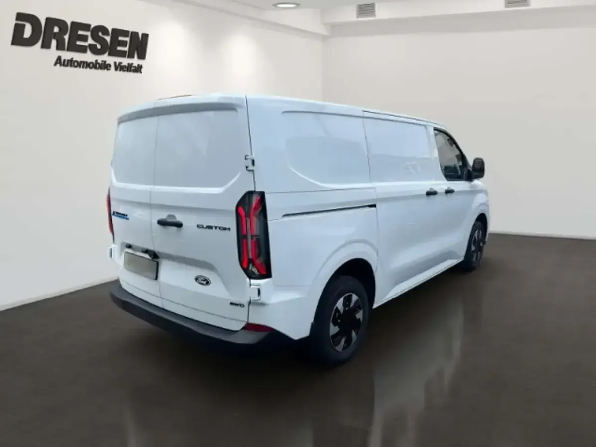 Neu Ford Transit Trend 100 kW (136 PS) 2026 Frostweiß Van