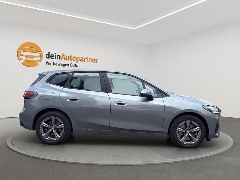 Gebraucht BMW 223 Active Tourer Performance 211 PS (155 kW) 2023 Skyscraper grau Van / Kleinbus