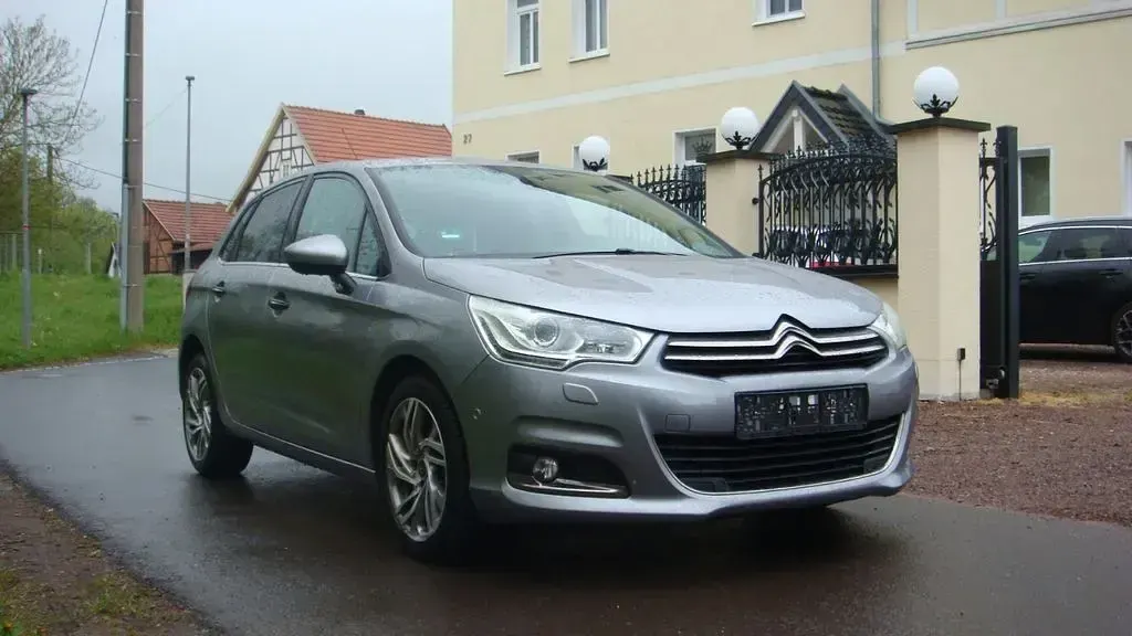 Gebraucht Citroën C4 PureTech 131 PS (96 kW) 2017 Grau Limousine