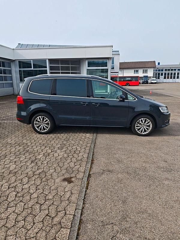 Brugt VW Sharan 140 HK (102 kW) 2012 Grå MPV