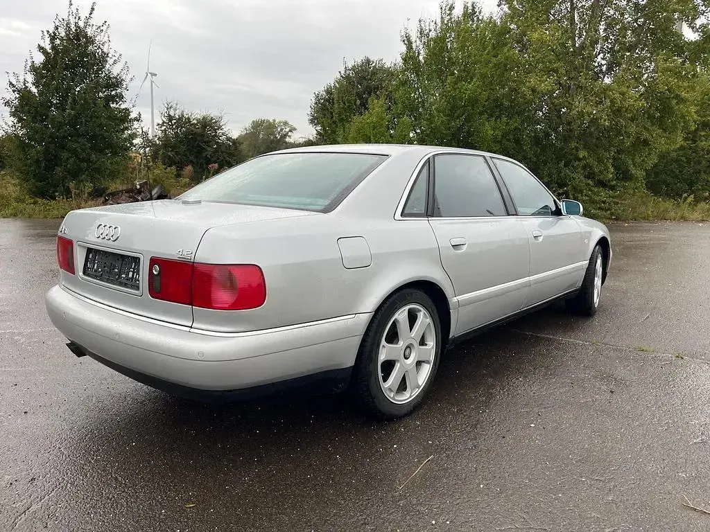 Gebraucht Audi A8L Ambiente 310 PS (228 kW) 2001 Silber Limousine