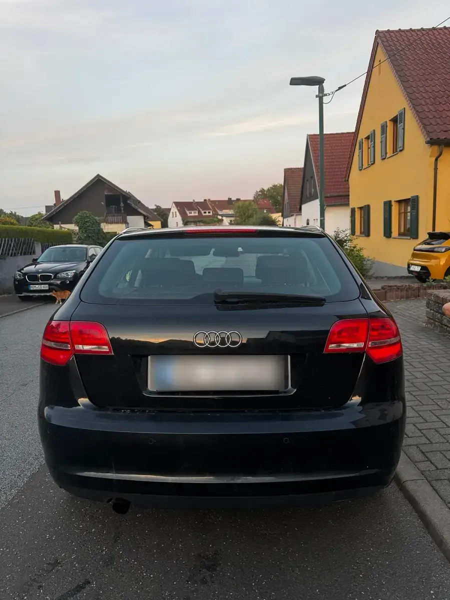 Gebraucht Audi A3 Design 101 PS (74 kW) 2009 Schwarz Kleinwagen