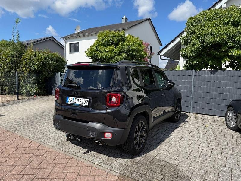 Gebraucht Jeep Renegade Limited 150 PS (110 kW) 2020 Schwarz SUV