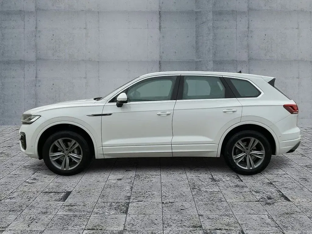 Gebraucht VW Touareg R-line 231 PS (169 kW) 2022 Pure white SUV