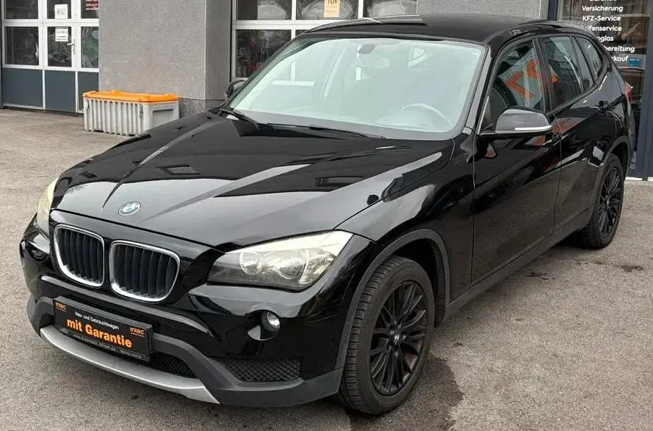 Gebraucht BMW X1 116 PS (85 kW) 2012 Schwarz SUV