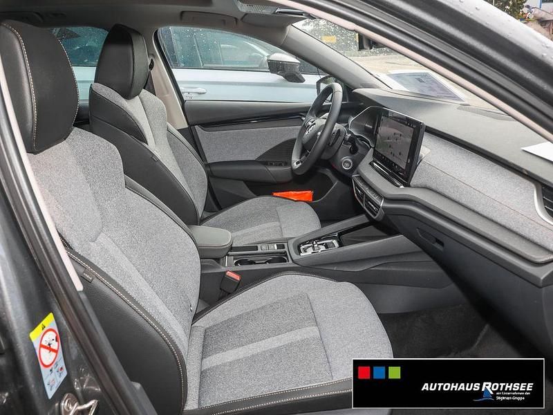 Gebraucht Skoda Octavia Selection 150 PS (110 kW) 2024 Graphitegrau metallic Kombi