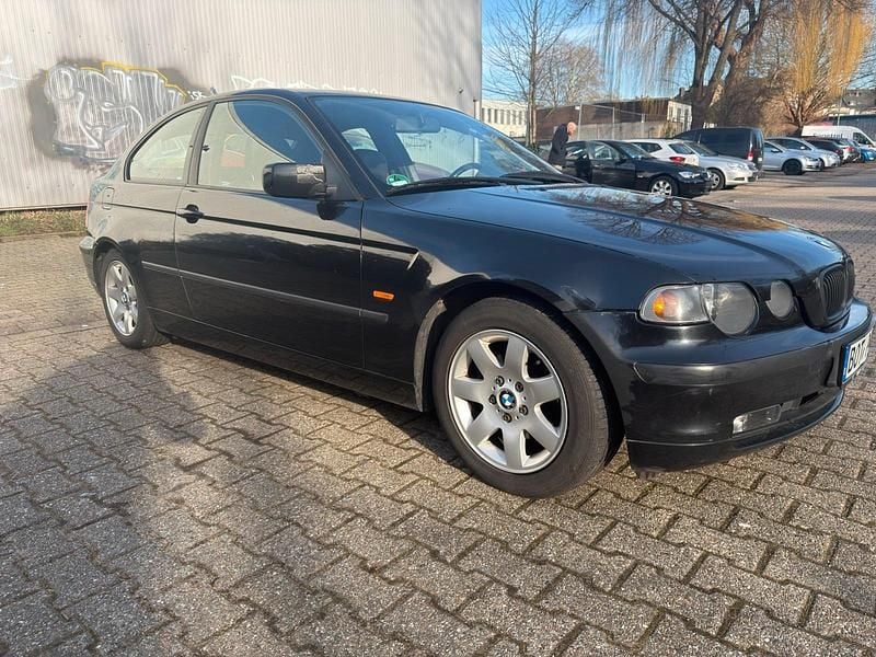 Gebraucht BMW 316 115 PS (84 kW) 2002 Schwarz Coupé