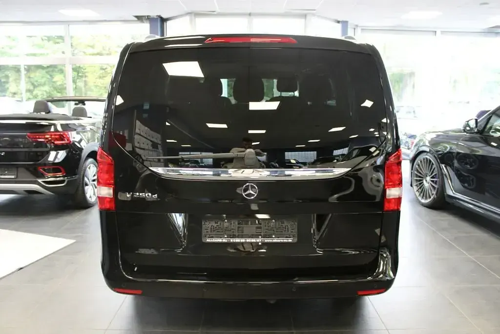 Gebraucht Mercedes V250 Edition 190 PS (139 kW) 2020 Schwarz Van / Kleinbus