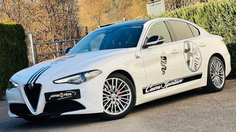 Gebraucht Alfa Romeo Giulia Super 179 PS (131 kW) 2016 Weiß Limousine