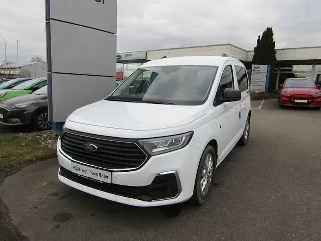 Neu Ford Tourneo Connect Titanium 122 PS (89 kW) 2025 Weiß Van / Kleinbus