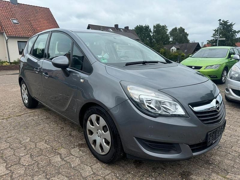 Grau Gebraucht 2017 Opel Meriva Edition Van / Kleinbus | 4.390 € (Superpreis) - Bild 1/4