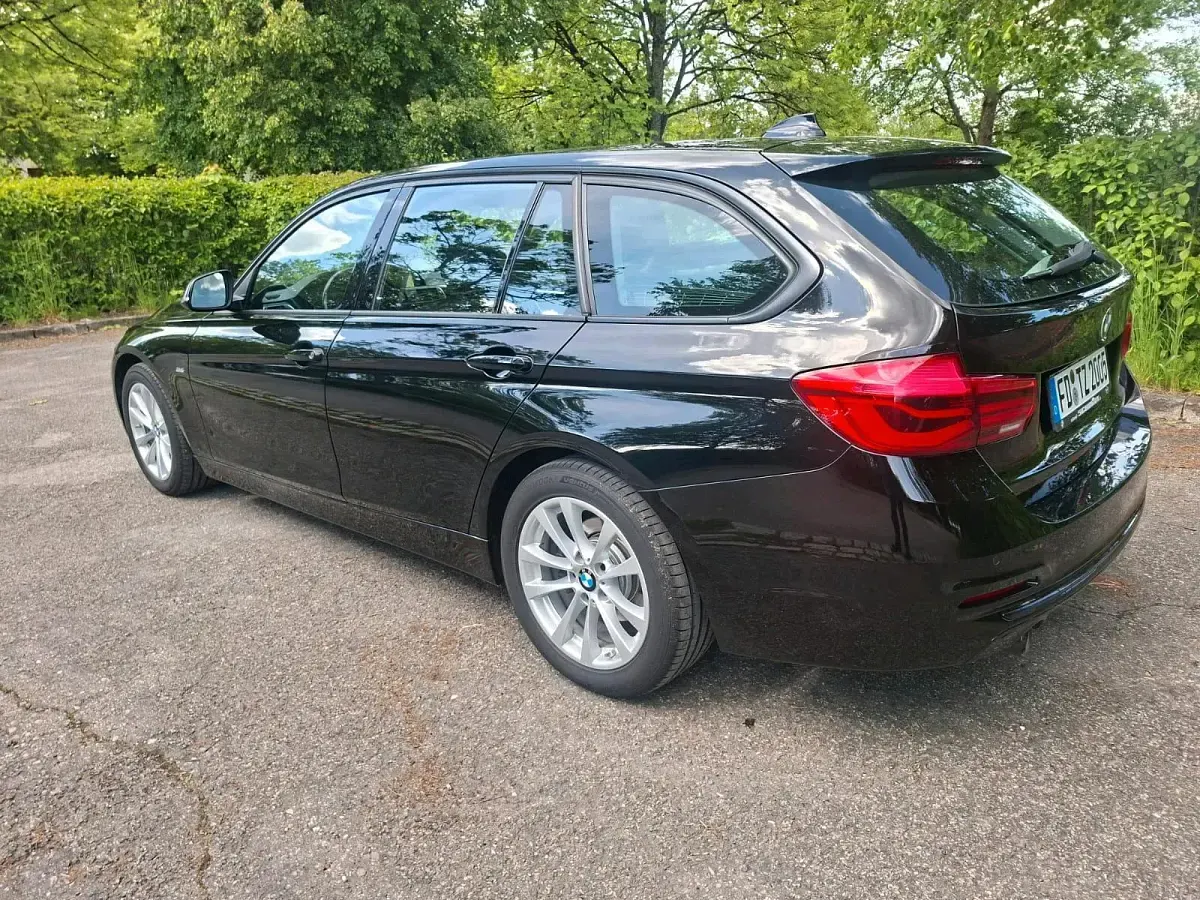 Gebraucht BMW 316 Sport Line 116 PS (85 kW) 2016 Schwarz Kombi