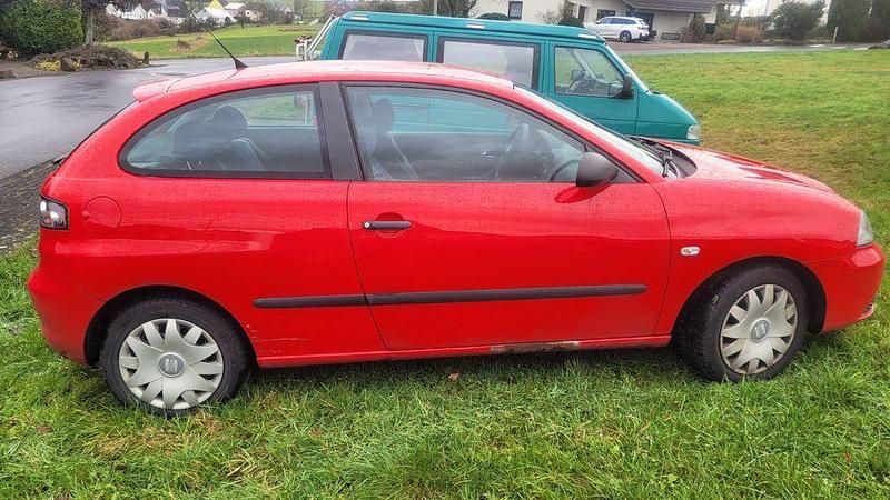 Gebraucht Seat Ibiza Reference 69 PS (50 kW) 2008 Rot Limousine