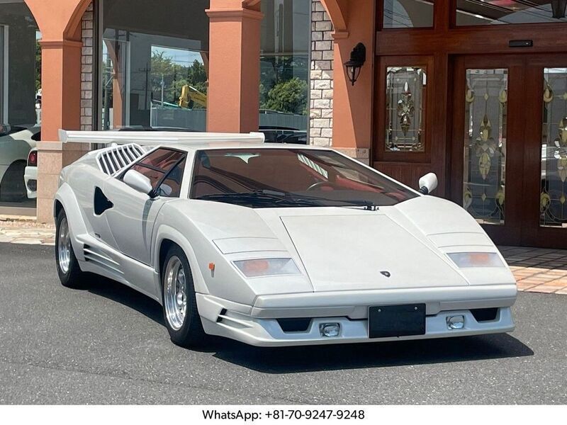 Second-hand Lamborghini Countach 455 CP (334 kW) 1989 Alb Coupe