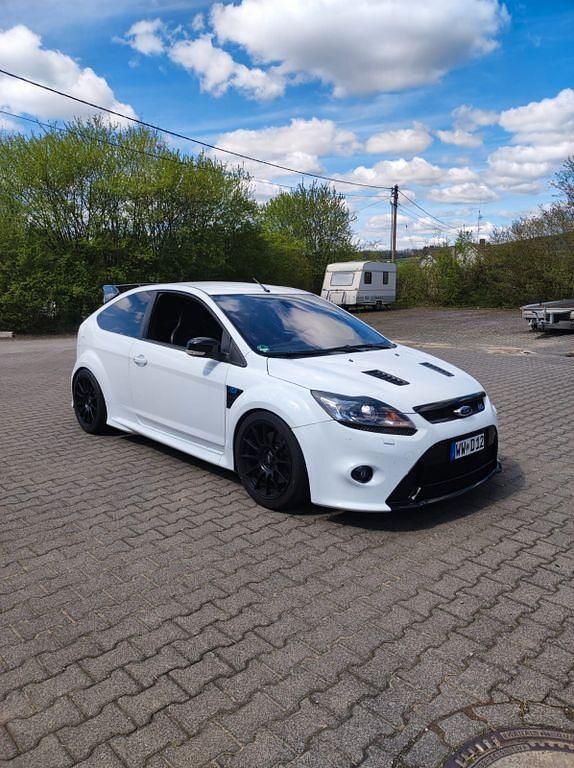 Gebraucht Ford Focus RS 305 PS (224 kW) 2010 Weiß Limousine