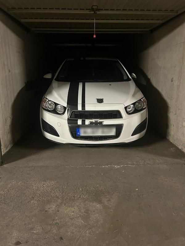 Weiß Gebraucht 2013 Chevrolet Aveo Kleinwagen | 3.000 € (Guter Preis) - Bild 1/4