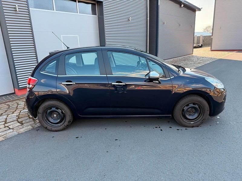 Gebraucht Citroën C3 SELECTION 68 PS (50 kW) 2014 Violet Kleinwagen