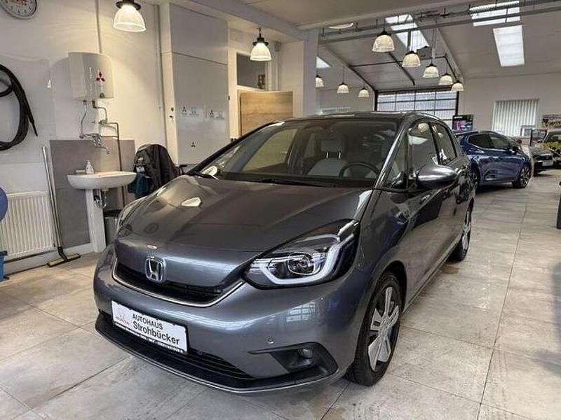 Gebraucht Honda Jazz Executive 109 PS (80 kW) 2021 Shining grey Kleinwagen