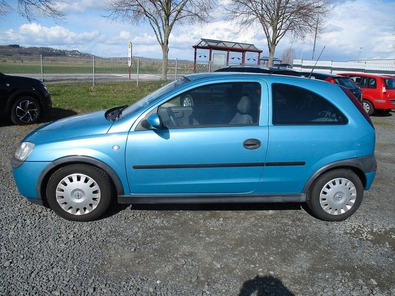 Gebraucht Opel Corsa Comfort 58 PS (42 kW) 2002 Blau Kleinwagen
