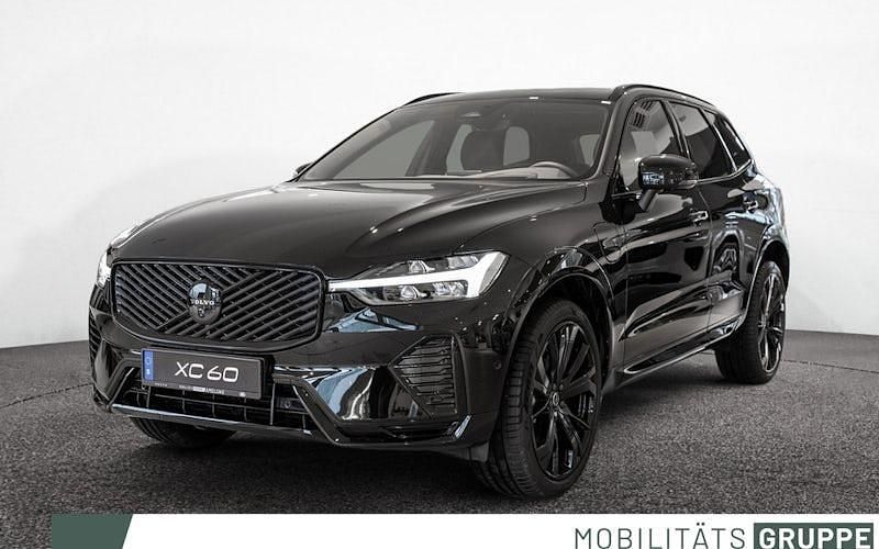 Neu Volvo XC60 Plus 455 PS (334 kW) 2025 Schwarz SUV
